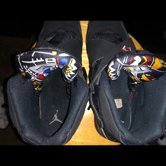 Jordan 8s Playoffs Black and Red Size 7y (Suede/Nubuck